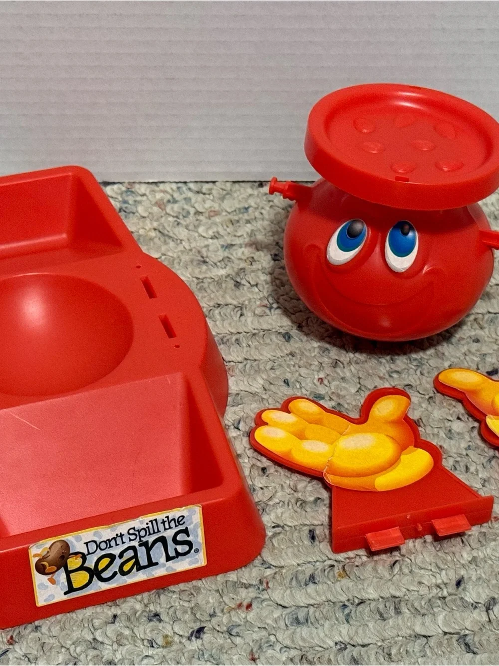 Milton Bradley Don't Spill the Beans Children's Game 1999 Complete In Box